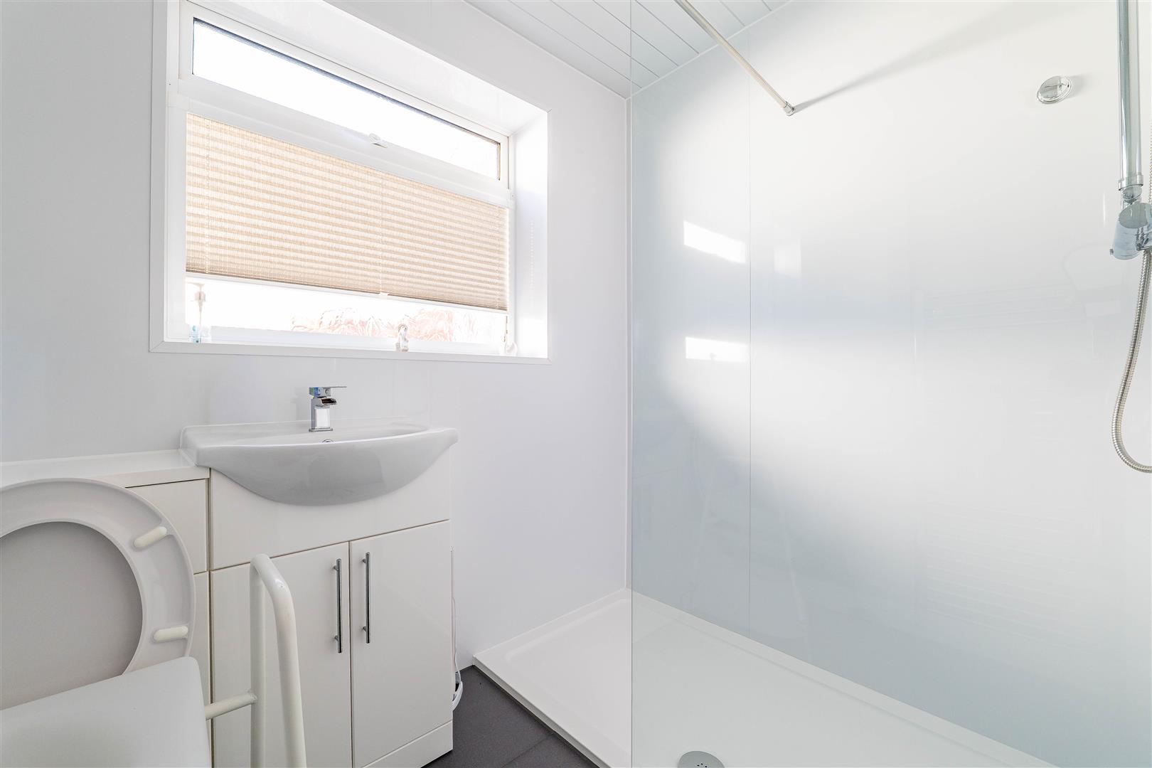 3 bed property in Baytree Road, Chorley